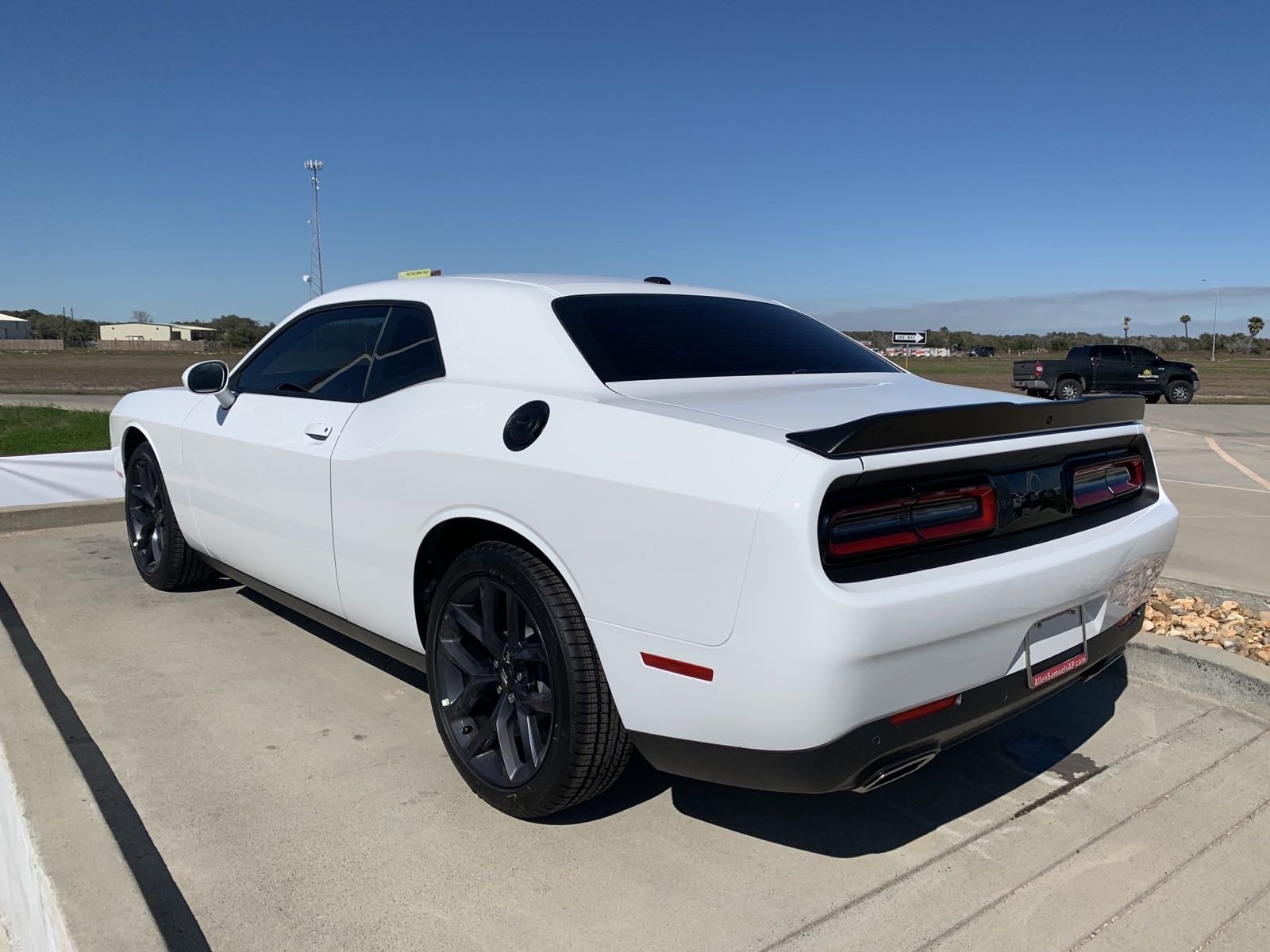 2022 Dodge Challenger Sxt Plus